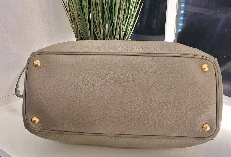 PRADA Beige & Olive Vitello Daino Leather  2way Shoulder Bag RRP £1,895 image 7