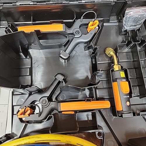 Testo 557s Smart Digital Manifold Wireless Clamp Vacuum Probes Hose 0564 5572 01 - Picture 6 of 24