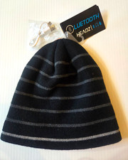 Headz Bluetooth Beanie Hat w/ USB Charging Cable  Speaker Black Gray Stripe