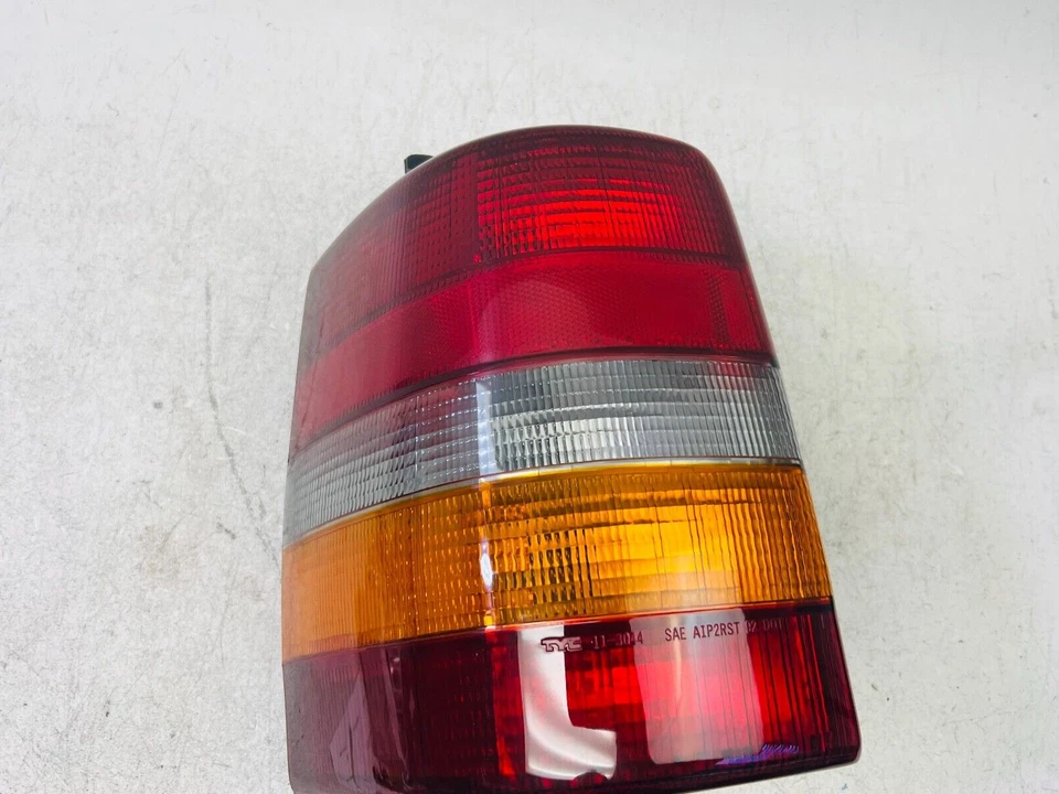 Luz trasera izquierda izquierda para Jeep Grand Cherokee 1993 1994 1995 1996 1997 1998 nueva Foto 2 de 4