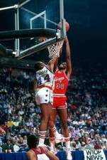 David Greenwood of the Chicago Bulls1980s Basketball Photo 4