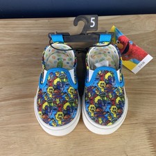 Toddler Sesame Street Print Slip On Shoes Size 5 NEW