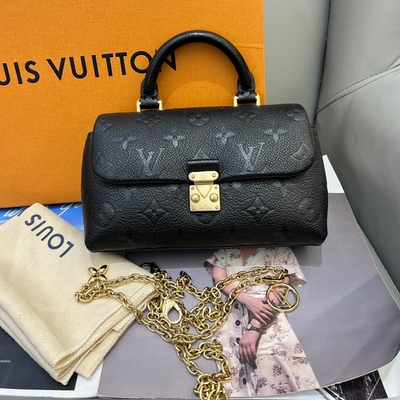 Louis Vuitton ボディバッグ ブラック LOUIS VUITTON（ボディバッグ/ウエストポーチ ・ ブラック/黒色系）の