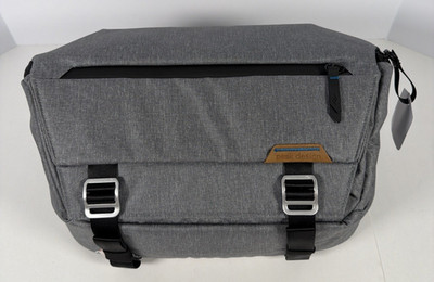 Peak Design Everyday Sling 10L Ash Gray Camera Sling Bag padded dividers NWT