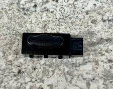  04-25 GM OEM Driver / Passenger Power Seat S...