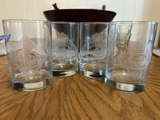 Vintage Whataburger Wizard of Oz 50th Anniversary Glasses dated 1989, Lot Of 4