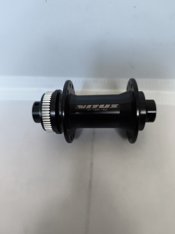 Vitus Front Thru Axle Hub 24H Cental Disc 100mm
