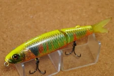 Jackall   Tiny Magallon  88 Lipless  (T066AG