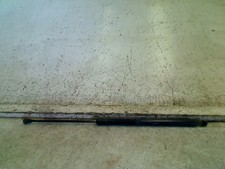 Verin de hayon / de capot Nissan ALMERA TINO