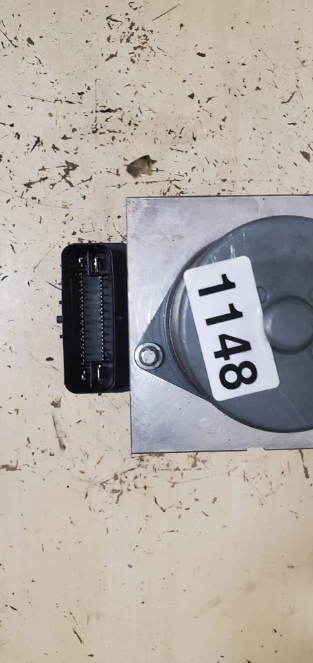 Actuador de bomba de freno antibloqueo Ford Mustang 2011 3,7 L ABS/BR332C405BB Foto 2 de 4