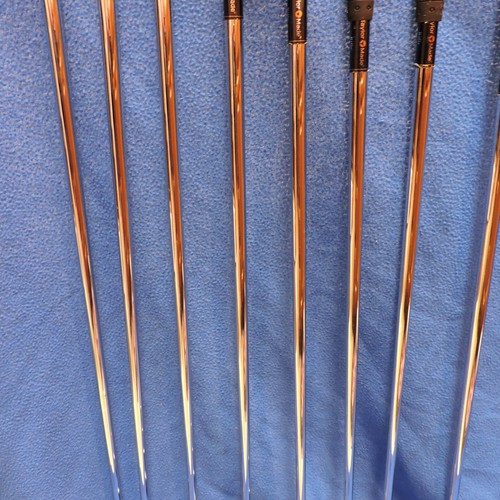 TaylorMade Supersteel Burner Irons Set 3,4,5,6,7,8,9,PW R-80 RH Steel Shaft - Picture 3 of 23