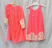 VTG Double Layer Lace Nightgown Robe Peignoir Set 32-34 Bright Neon Pink Sheer