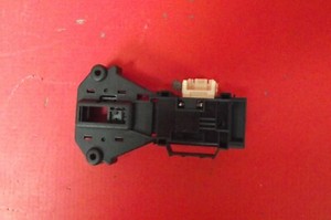 Waschmaschine WHIRLPOOL AWO/C7714 TÜRSCHLOSS