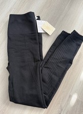NWT Fabletics High Waisted Seamless Ribbed Compressive Leggings Size S
