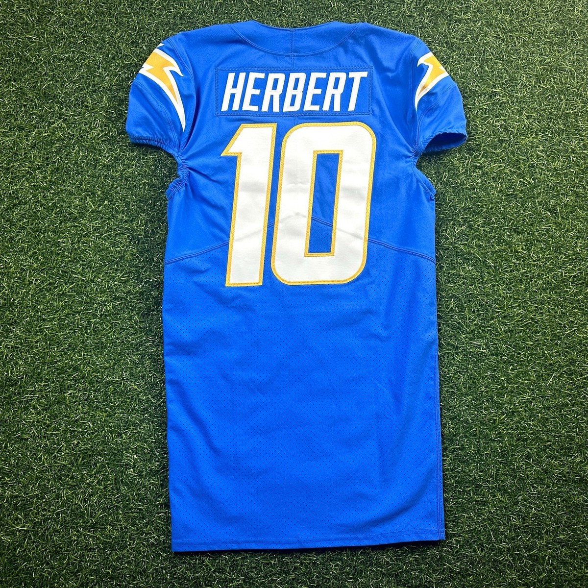 11/21/2021 Nike NFL Team Issued Game Jersey Justin Herbert