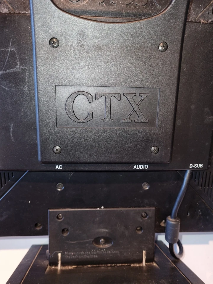 Monitor Used Approx 17inch Screen Comes With Vga No Power Lead. Working Order.  - Image 4 of 4