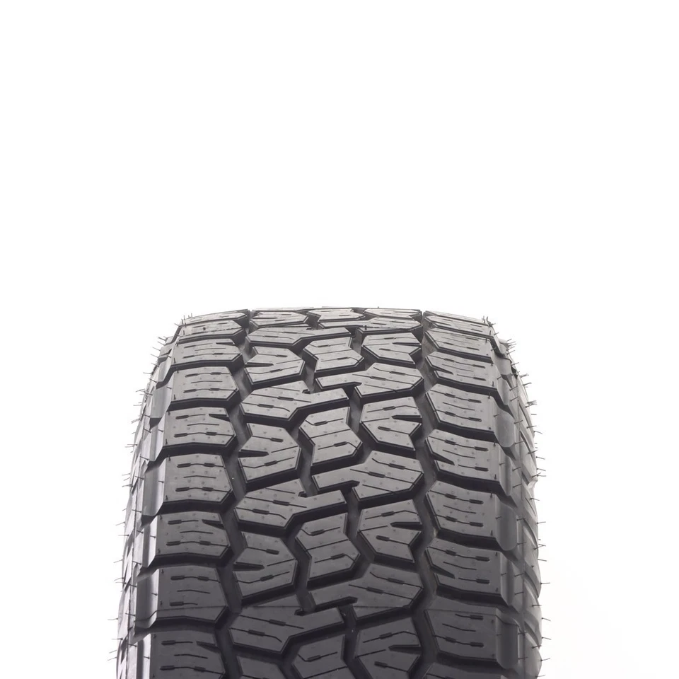 Pinza Nitto Terra G3 A/T 116T 265/65R17 nueva Foto 3 de 4