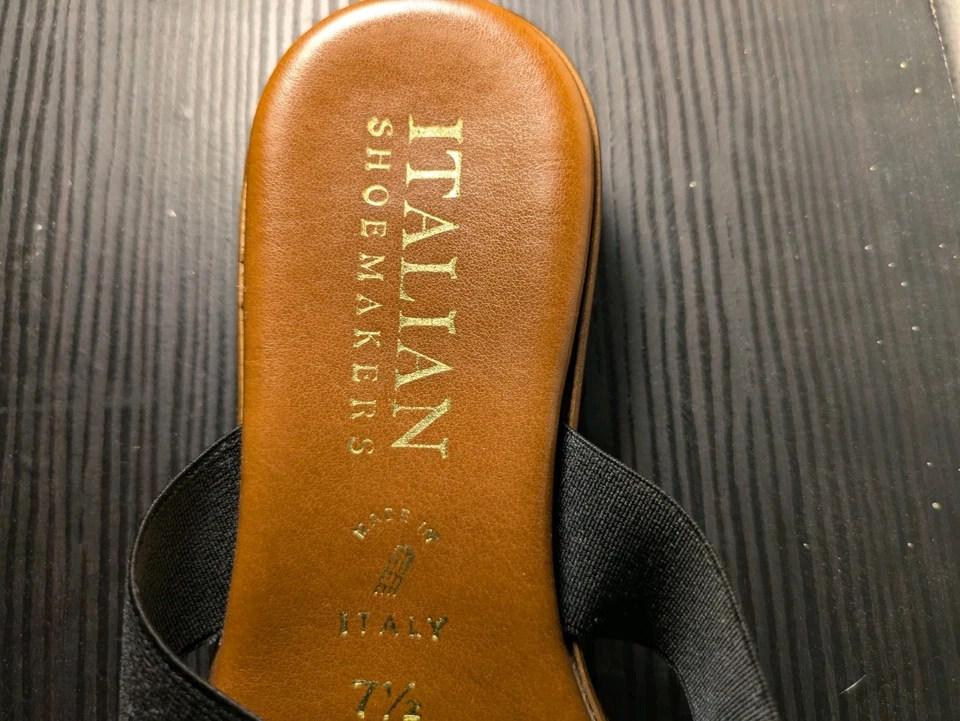 Italian Shoemakers Size 7.5 Sandal Flip Flop Black Fabric Women M - Image 4 of 4