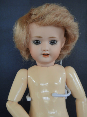 Puppenperücke BLEUETTE Naturhaar 17cm -Human hair Bleuette doll wig