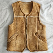 The Sheepskin Shop Norm Thompson Men's Unisex Sheepskin Vest Small Beige