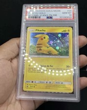 Pokémon 2017 Sun & Moon Shining Legends Pikachu Holo #28 PSA 10 French