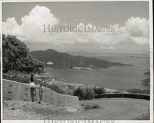1958 Press Photo Couple above Bay in Virgin Islands - hpa47717