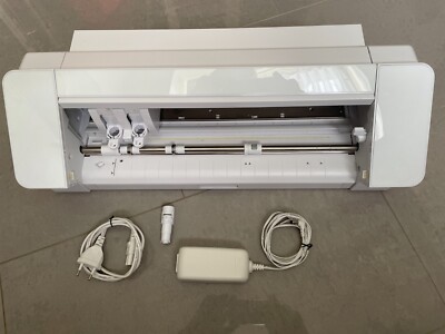 Schneideplotter Silhouette Cameo 4 + umfangreiches Zubehör -Klingen, Buch, Hülle