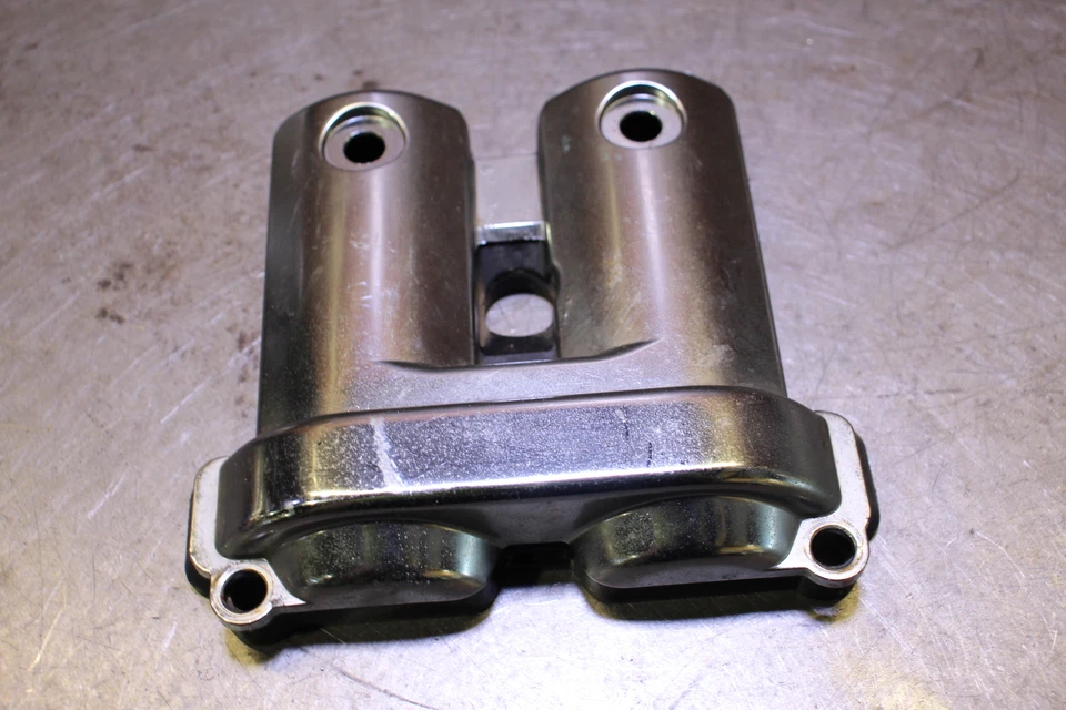 06-17 Hyosung Gt650 Valve Cover Foto 4 de 4