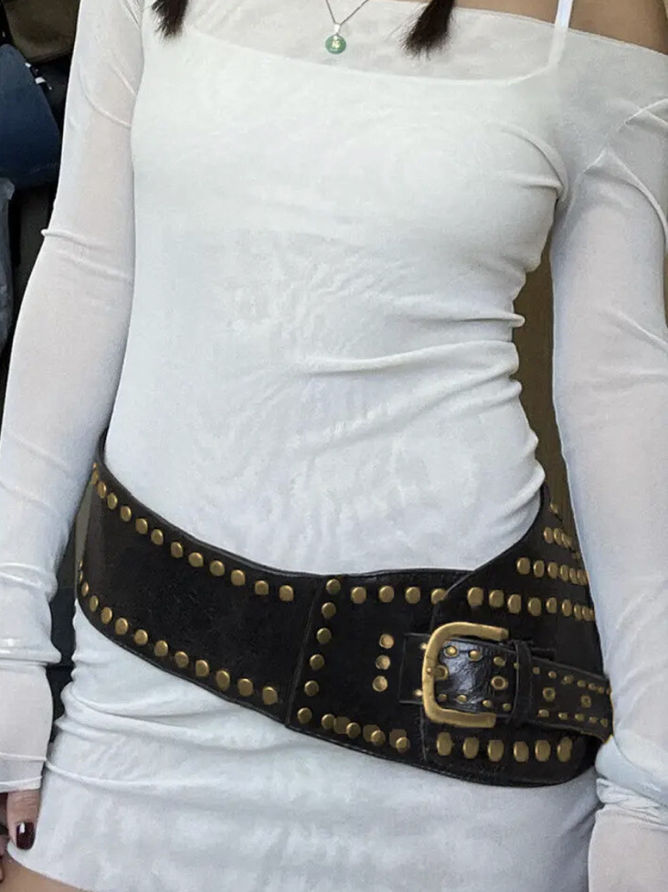 WIDE Y2K BELT BLACK CONCHO LEATHER STUDDED BUCKLE 2000S WIDE Y2K BELT BLACK CONCHO LEATHER STUDDED BUCKLE 2000S