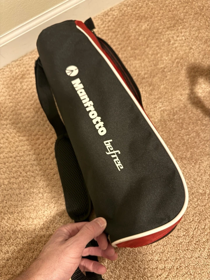 Manfrotto Befree MKBFRTC4BHUS Carbon Fiber Travel Tripod - Excellent Condition! - Image 3 of 4