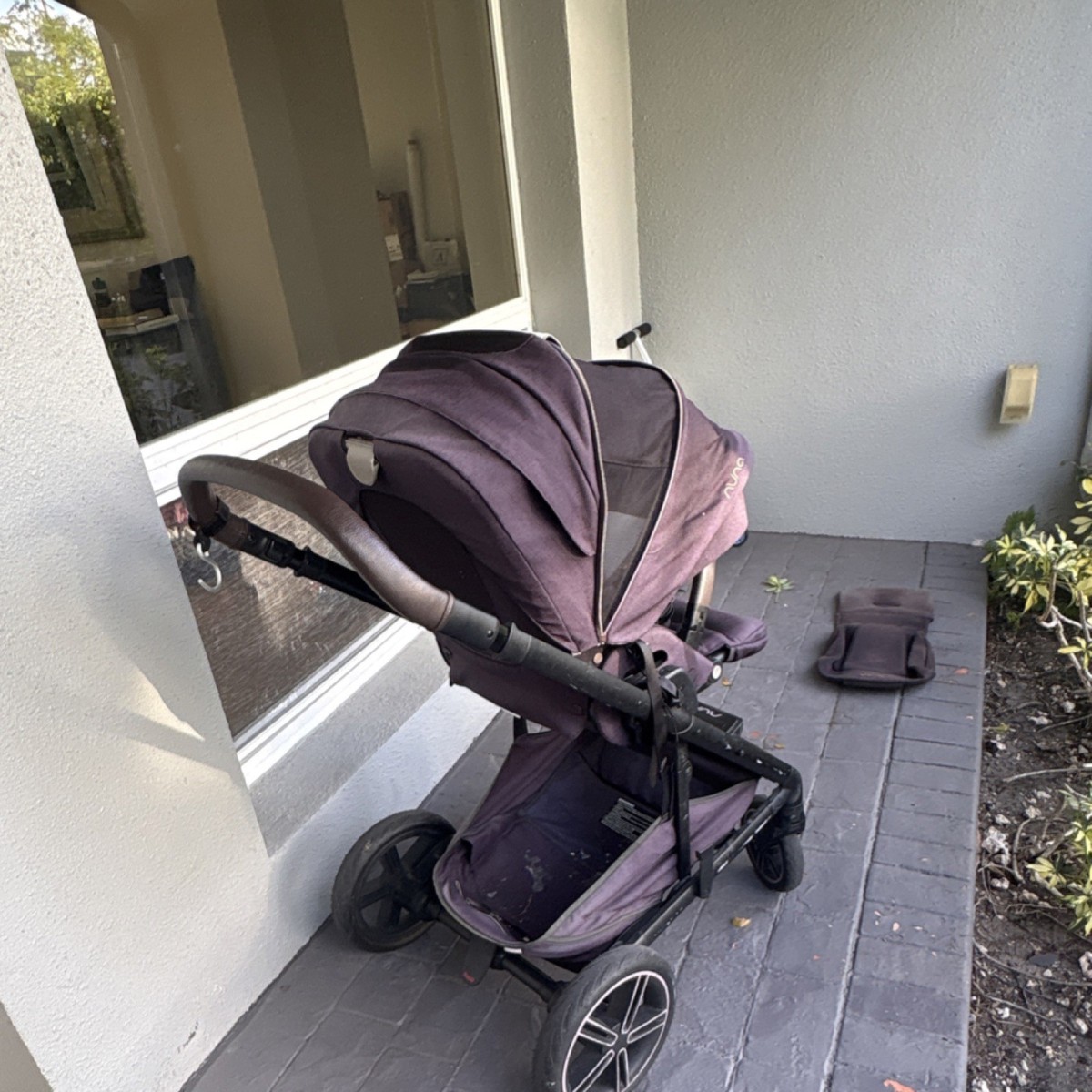 maxi cosi recall Maxi-Cosi Peri™ 180° Rotating Infant Car Seat main image 0
