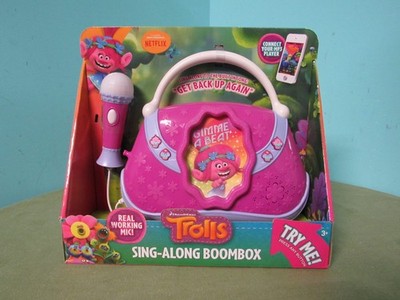 DreamWorks Trolls Poppy Sing Along Boom Box Gimme a Beat NEW Netflix Karaoke