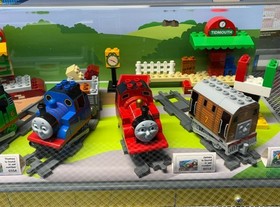 LEGO Thomas and Friends STORE DISPLAY CASE  5554,  5556,  5555, 5552 RARE DUPLO