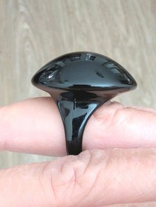 Vintage Chunky 1.25" Black Resin Dome Resin Statement Ring Size 6.5 