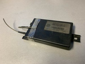 Original VW Touareg 7L Bj 03-10 GSM/GPS Antennenverstärker Antenne Steuergerät