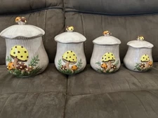 Vintage 1970s Ceramic Merry Mushroom 🍄‍🟫 Set Of 4 **NOT SEARS**