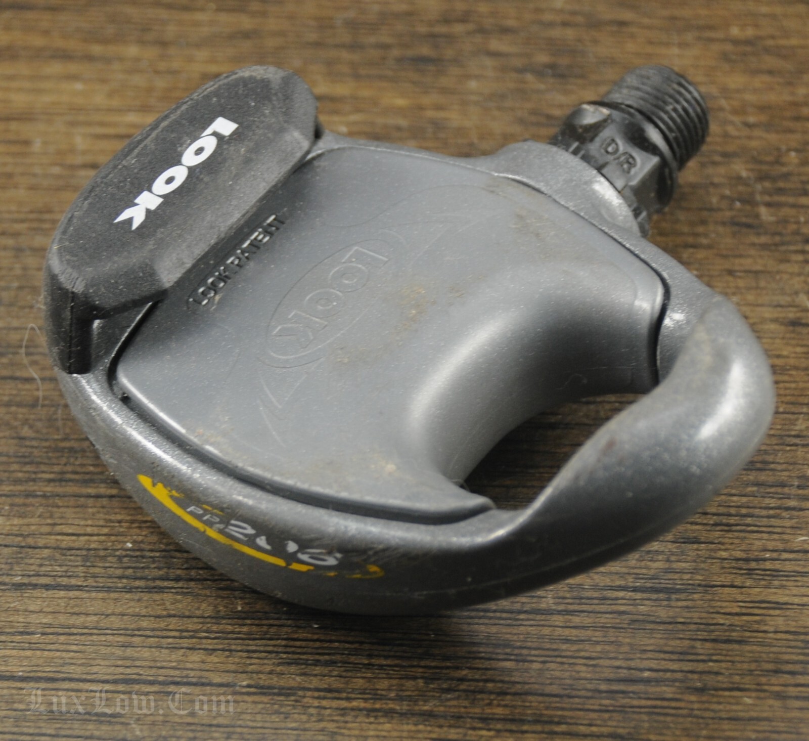 Vintage Look PP206 Clipless Road Bike Right Side PEDAL 9/16" Tour Cleat