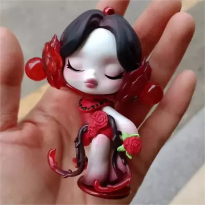 POPMART Genuine SKULLPANDA Valentine's Day Series Limited POPMART Genuine SKULLPANDA Valentine's Day Series Limited