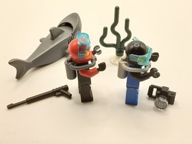 Lego Scuba Diver Minifigure City 60096 lot Legos Shark Minifigures