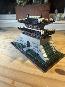 LEGO ARCHITECTURE: Sungnyemun (21016)