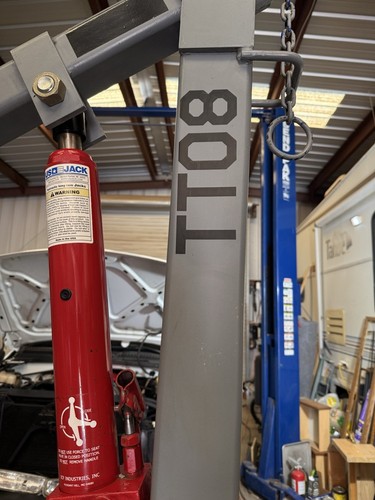 Engine Hoist