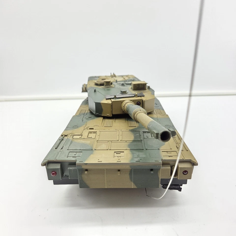 Heng Long RC Battle Tank – 1/24 Scale – Camouflage – For Parts / As-Is - Image 3 of 4