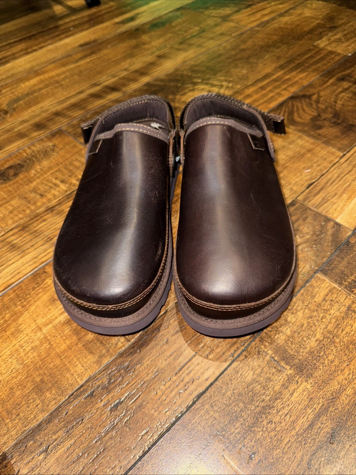 SANDALI CON PLATEAU UGG RIGENERATE IN PELLE GOLDENS ZOCCOLI DONNA US 7 5