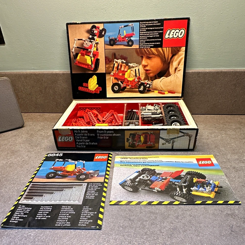 LEGO Technic 8845 Dune Buggy, photo 1 of 4
