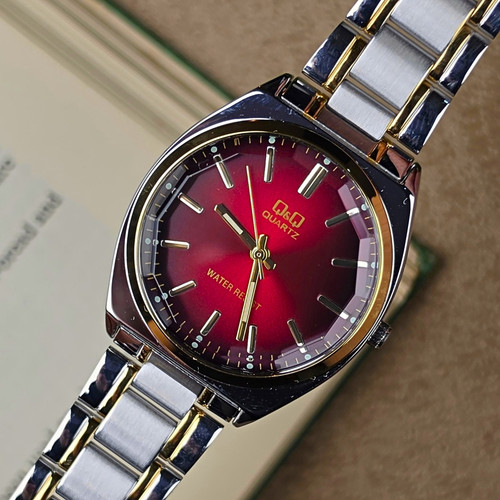 Q&Q By Citizen Men's Quartz Wristwatch - Red Dial - Two/Tone - JDM Watch