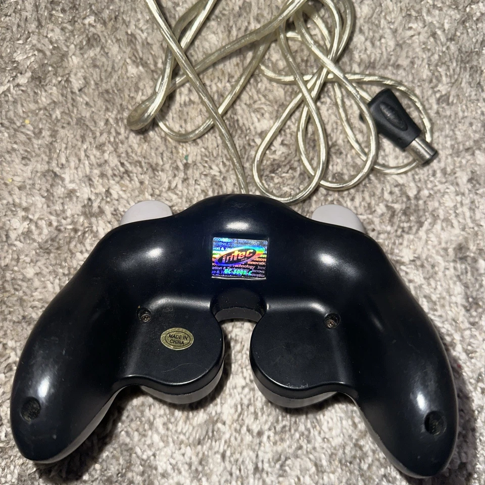 Intec Nintendo GameCube G-Force (E111036) Purple Motion Wired Controller - Image 2 of 2