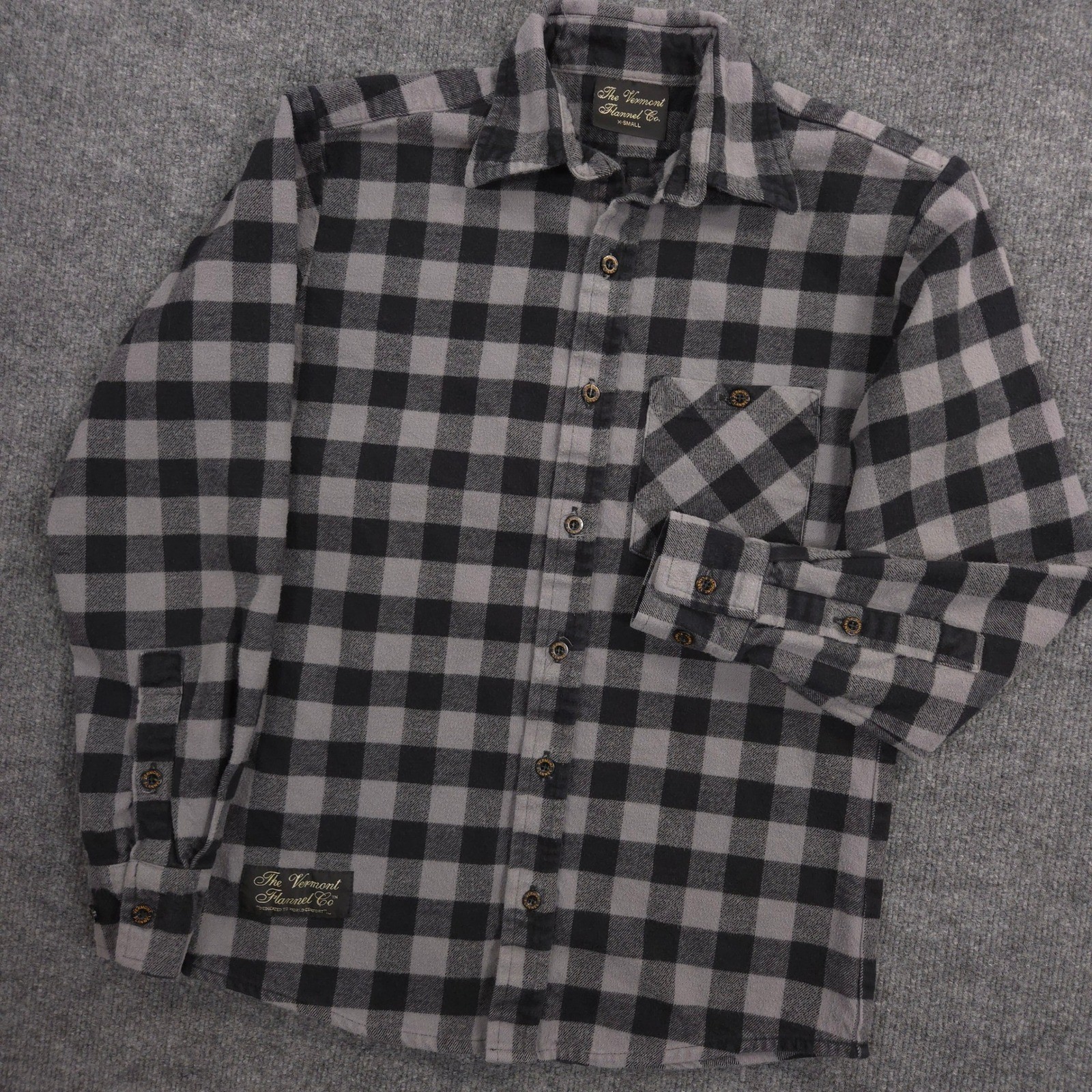 The Vermont Flannel Co Shirt Mens XS Gray Buffalo Plaid Outdoor Made In USA