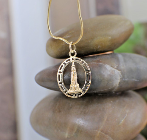 Solid 14K Yellow Gold Empire State Building Pendant New York Big Apple