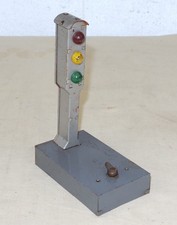 B4 - CIJ - electric traffic light - to be restored