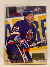 #128 Benoit Hogue New York Islanders 1994-95 Fleer Ultra Hockey Card